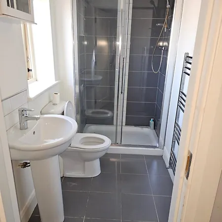 Modern 4-5 Bedroom House Дублин