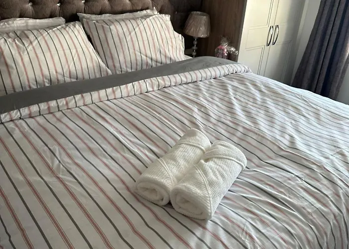 度假居 Modern 4-5 Bedroom House