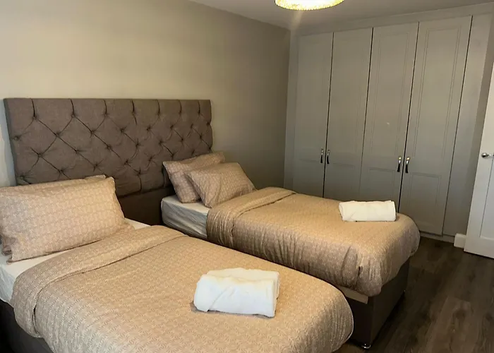 Prázdninový dům Modern 4-5 Bedroom House