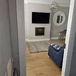 Modern 4-5 Bedroom House * Dublin