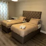 Modern 4-5 Bedroom House *